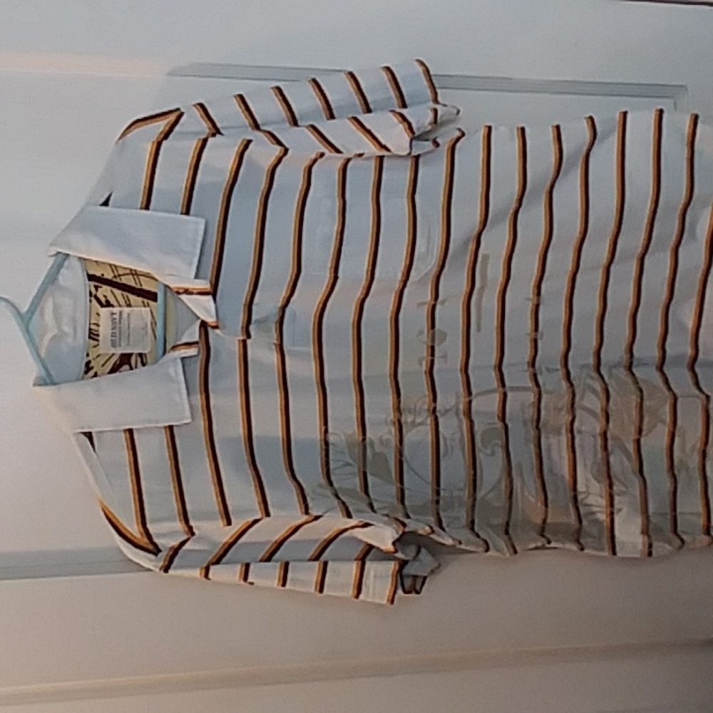 Mens medium striped polo